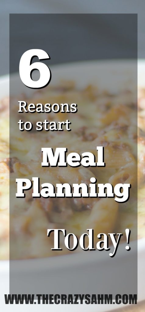 Debating meal planning, but don't know about the time commitment? Click here to read find the benefits of meal planning, and why you should start today! #mealplanning #momlife #dinner 