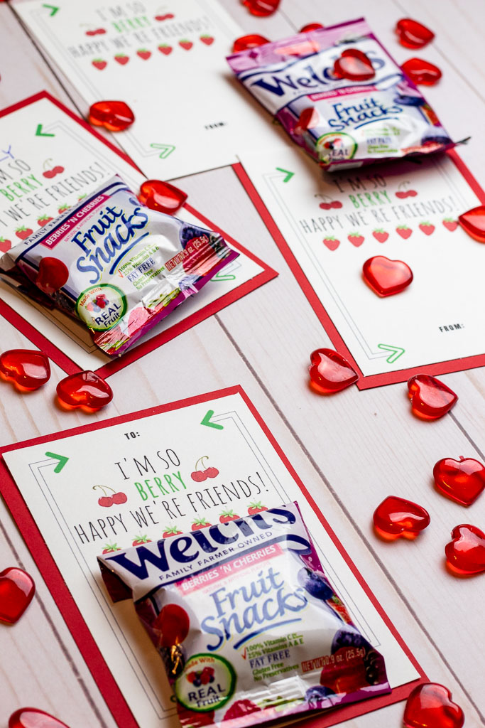 Welch fruit snack with Valentine's Day card